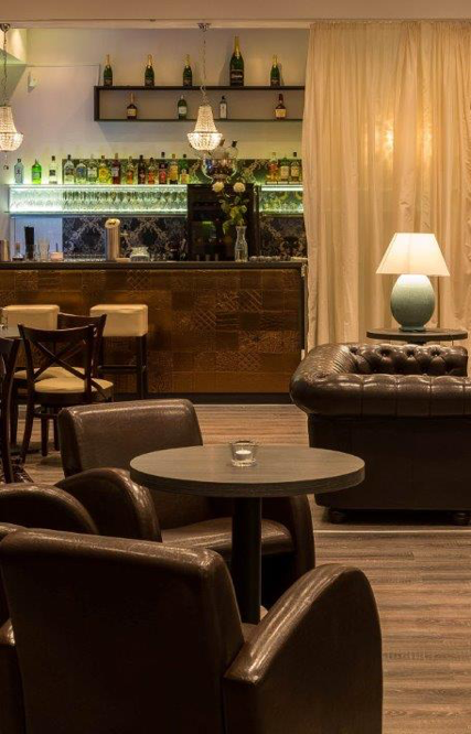 bar